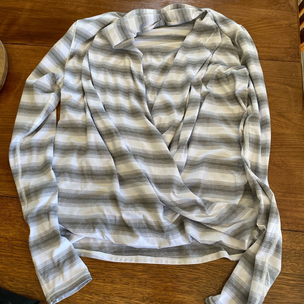 Lululemon full freedom top